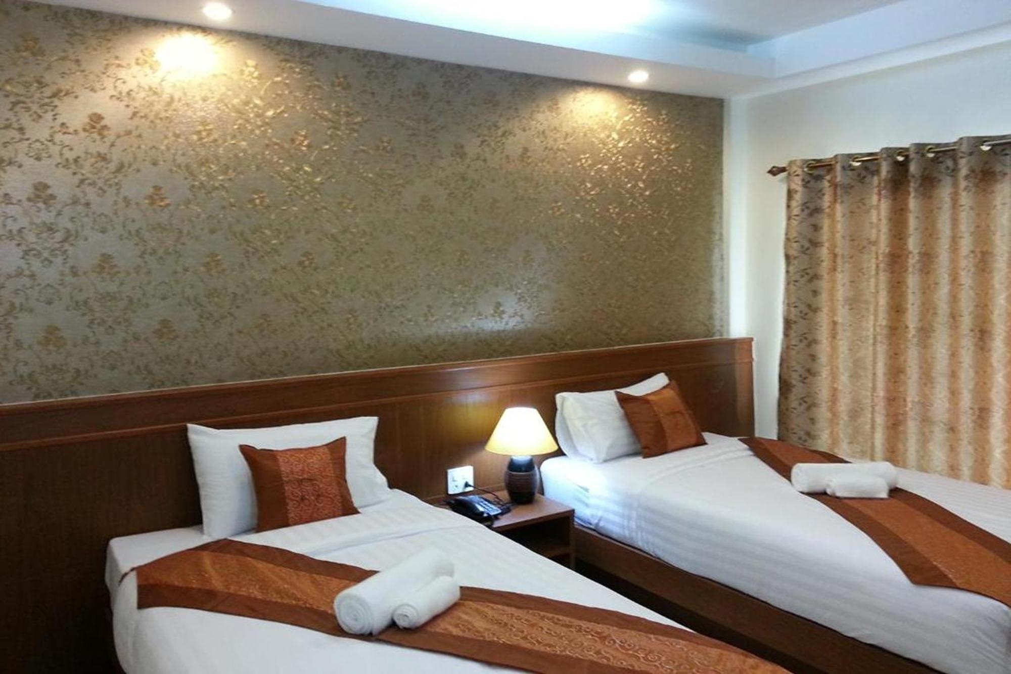 Karnmanee Place Hotel Udon Thani Esterno foto
