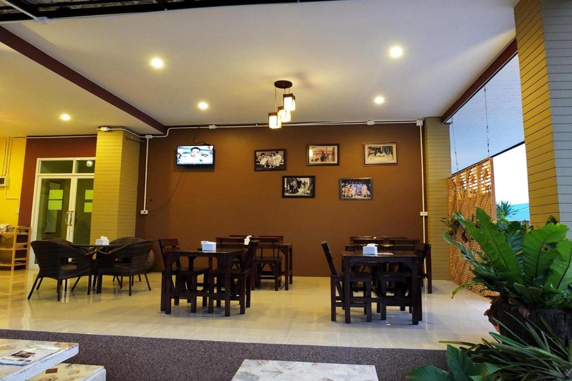 Karnmanee Place Hotel Udon Thani Esterno foto