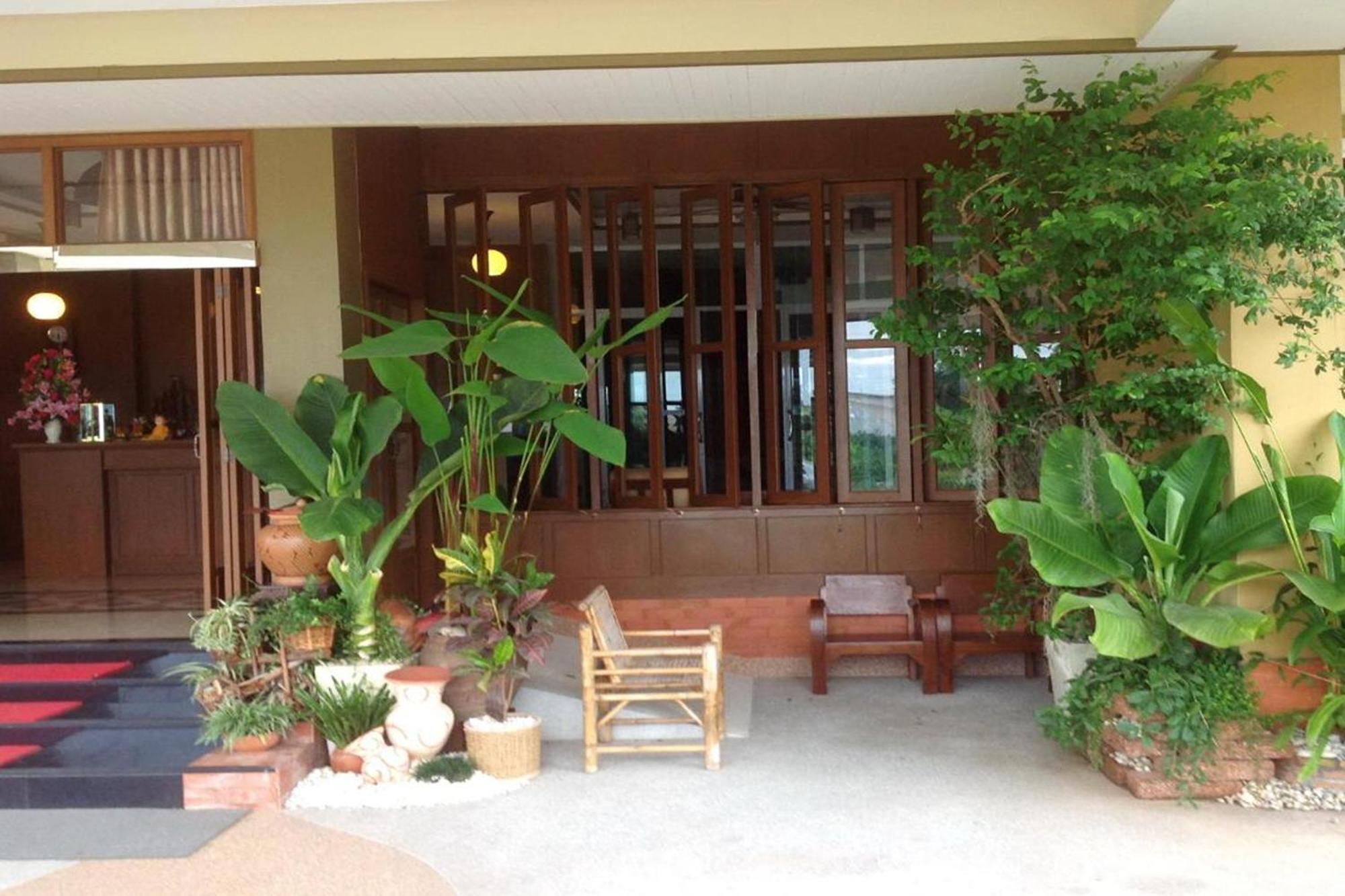 Karnmanee Place Hotel Udon Thani Esterno foto